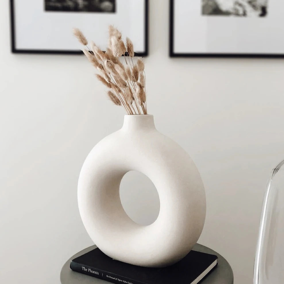 Nordic Vase Circular Hollow Ceramic Donuts Flower Pot Home Living Room Decoration Accessories Interior Office Desktop Decor Gift